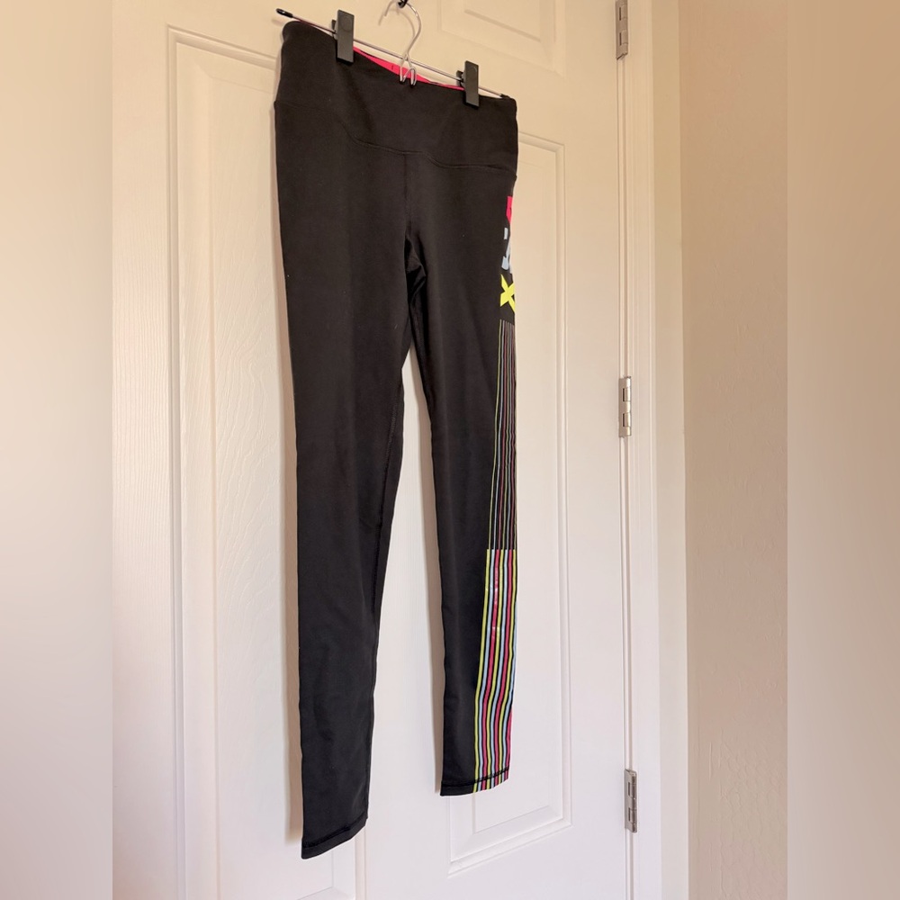 Victoria’s Secret Knockout Leggings, Size S, EUC, Athletic Sporty Athleisure